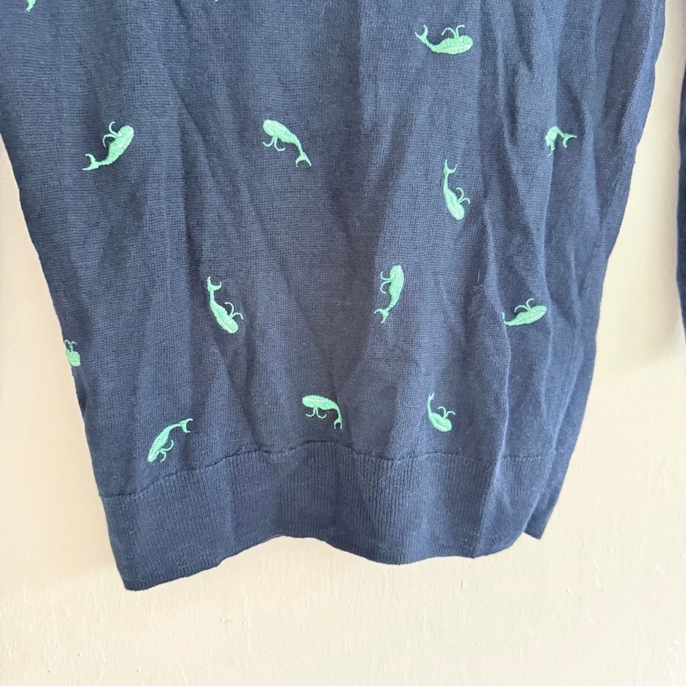 J. Crew Women's Blue/Green Whale Pattern Sweater Size XS